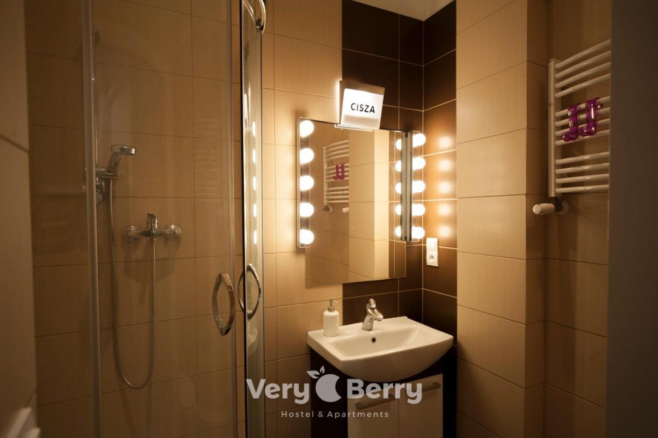 Ferienwohnung Very Berry - Garbary 27 - Apartament z balkonem, Old City, check in 24h Posen Exterior foto