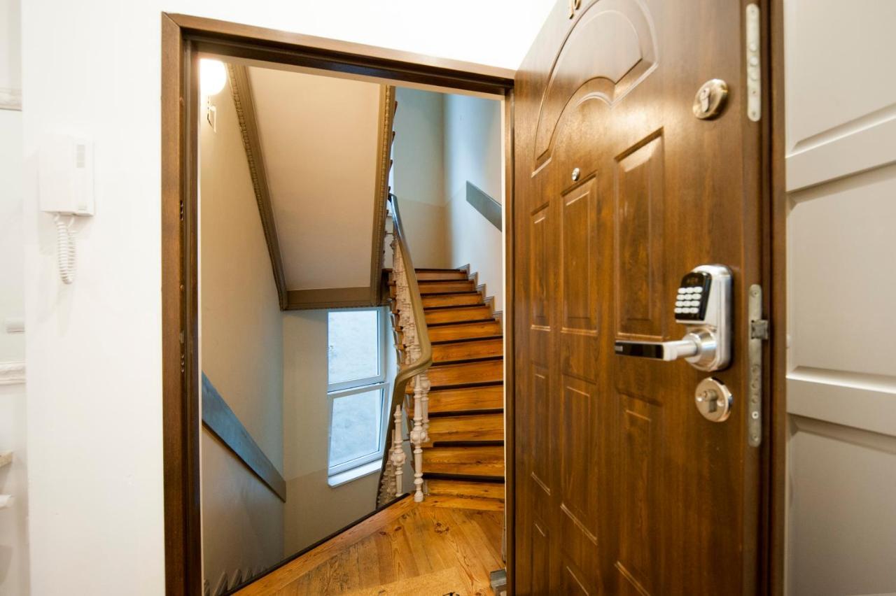 Ferienwohnung Very Berry - Garbary 27 - Apartament z balkonem, Old City, check in 24h Posen Exterior foto